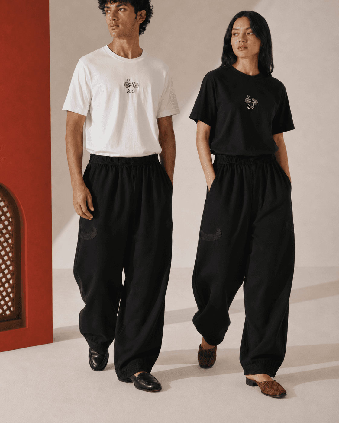Sarwal Houbous image principale noir profond