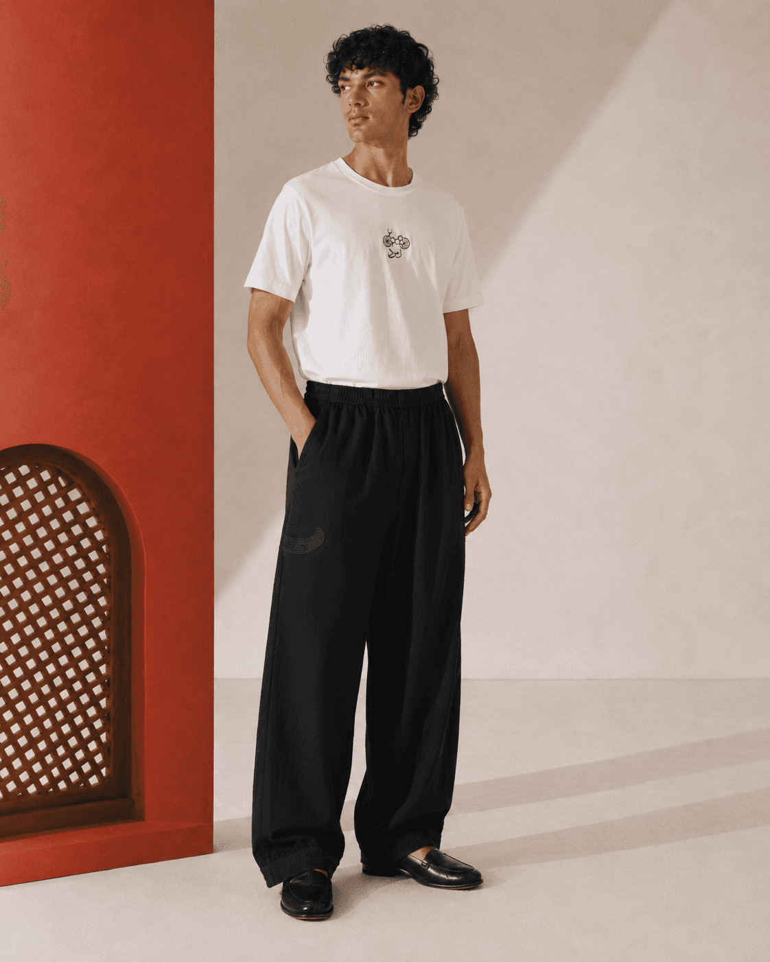 Sarwal Houbous détail coupe et broderie